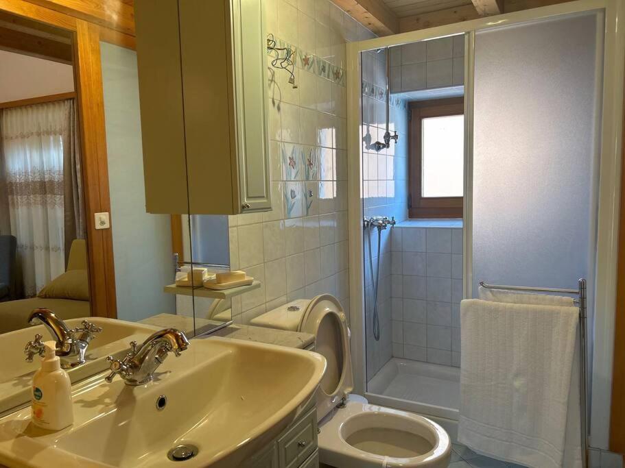 Apartament A Hilarious Hideaway In Roveredo Zewnętrze zdjęcie